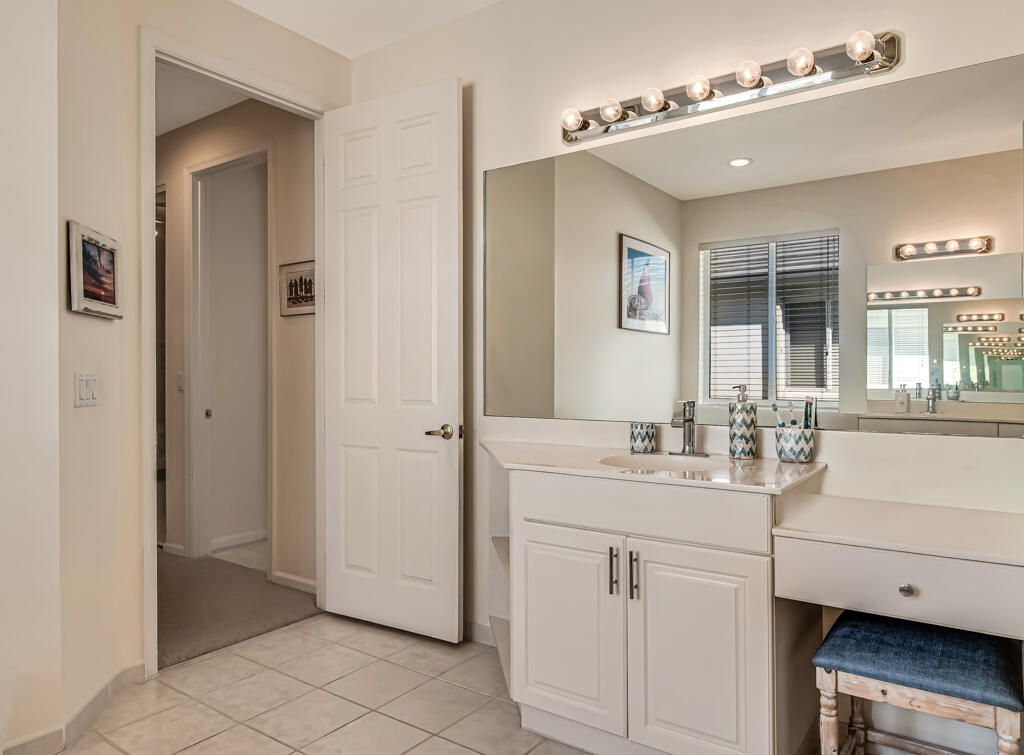 VENETIAN ISLES - Residential