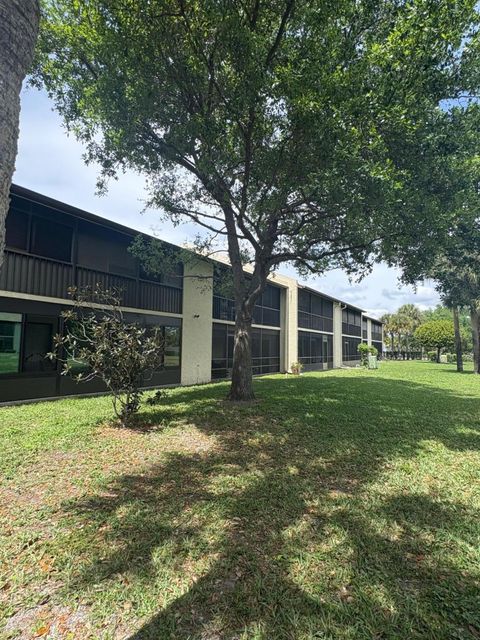 Tiny photo for 7831 Willow Spring Drive #526, Lake Worth, FL 33467 (MLS # B26004827)