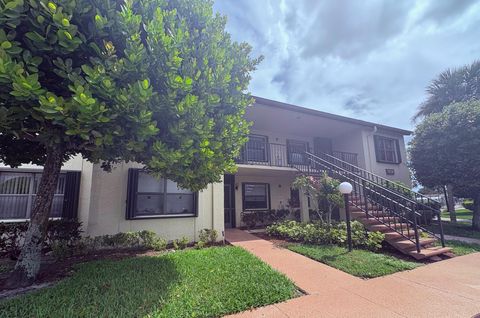 Tiny photo for 7831 Willow Spring Drive #526, Lake Worth, FL 33467 (MLS # B26004827)