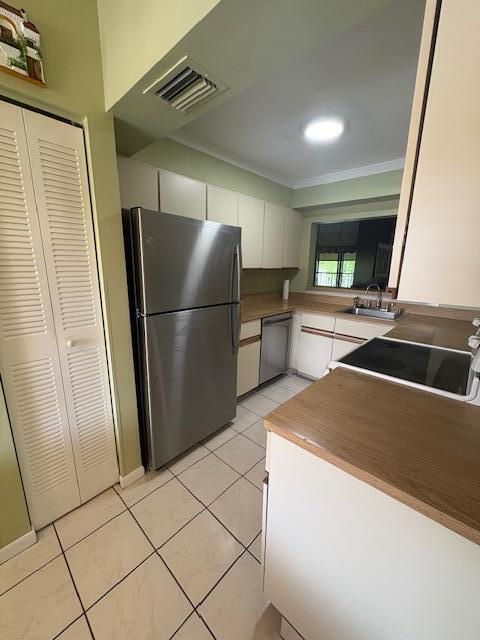 Tiny photo for 7831 Willow Spring Drive #526, Lake Worth, FL 33467 (MLS # B26004827)