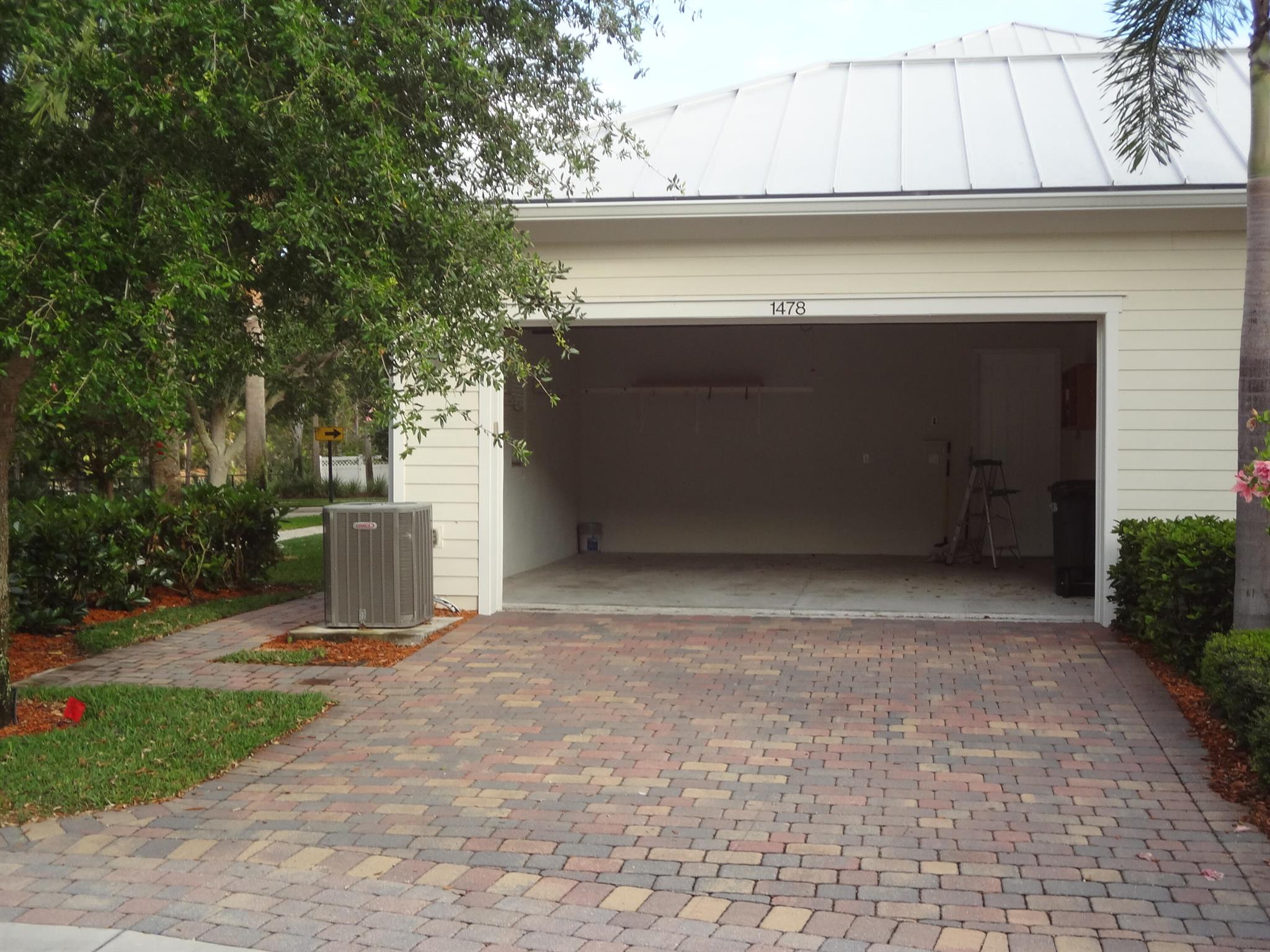 MALLORY CREEK AT ABACOA 1 - Residential