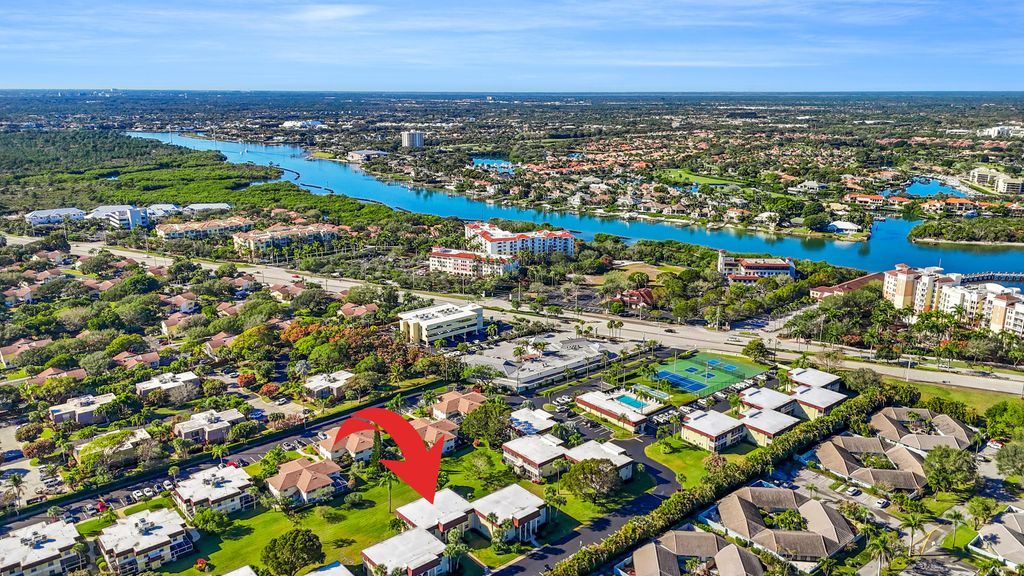 Photo of 717 S Us Hwy 1 #305, Jupiter, FL 33477 (MLS # R11162946)