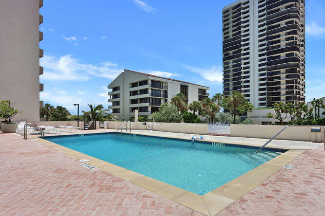 4200 N Ocean Drive 2-903