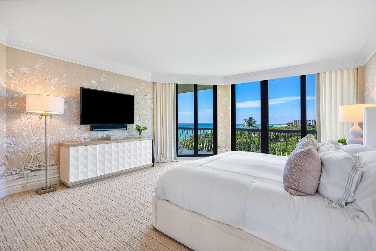 TWENTY ONE HUNDRED CONDO - Residential