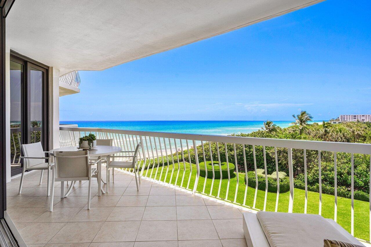 TWENTY ONE HUNDRED CONDO - Residential