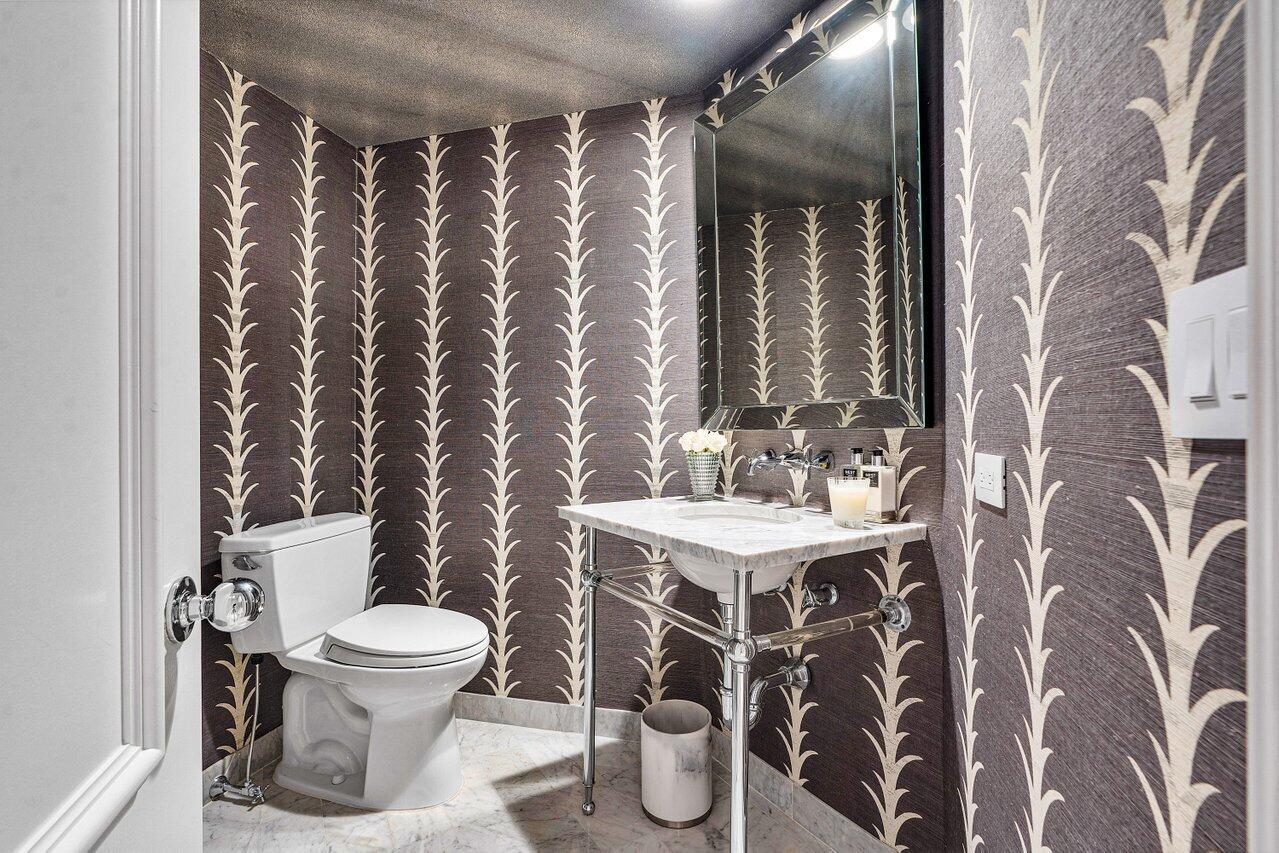 TWENTY ONE HUNDRED CONDO - Residential