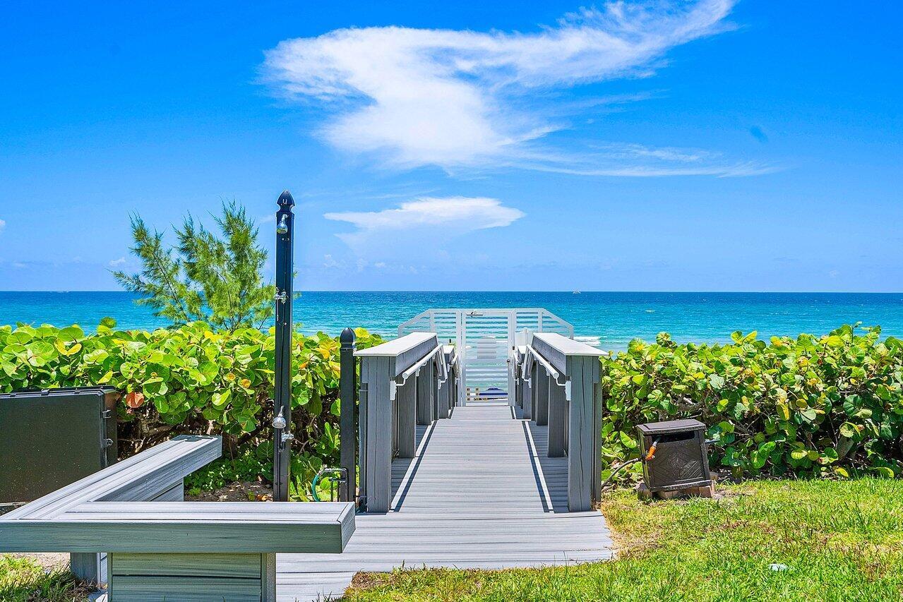 TWENTY ONE HUNDRED CONDO - Residential