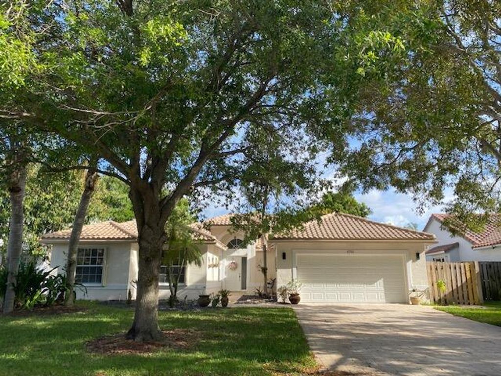 Photo of 4755 NW 76th Street, Coconut Creek, FL 33073 (MLS # R10971742)
