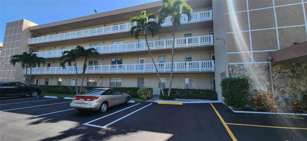 Photo of 414 SE 10th Street #104, Dania Beach, FL 33004 (MLS # F10497474)