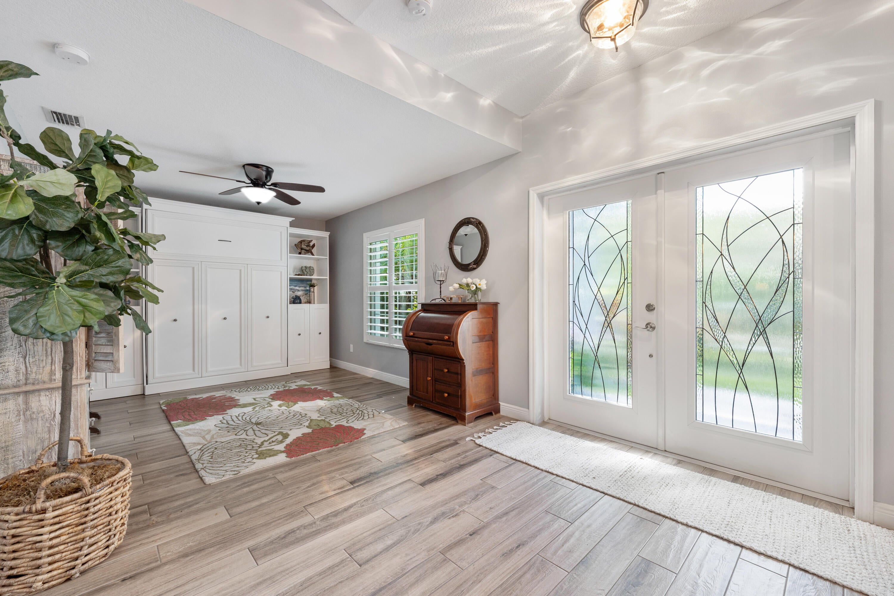 2300 CANOE CREEK Lane