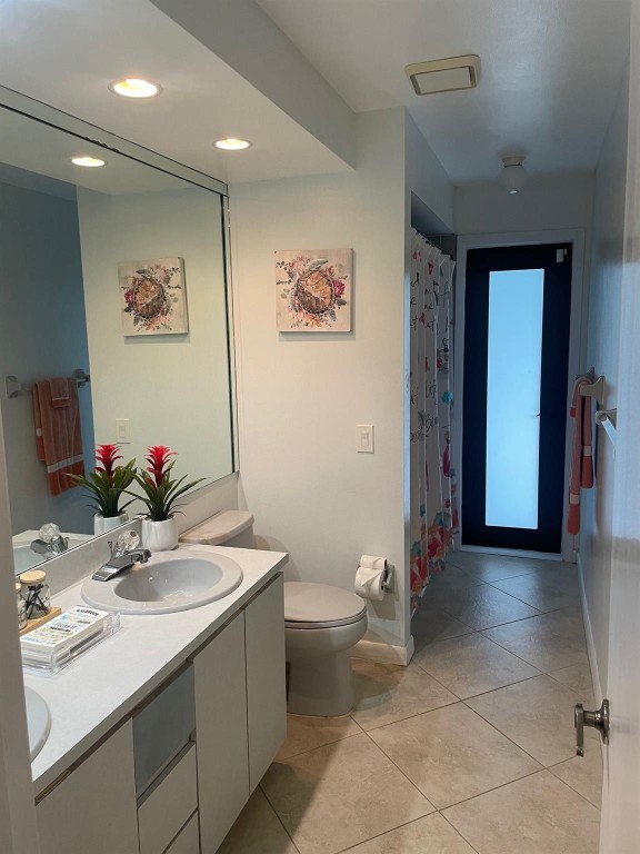 West Glen 128-3 B - Residential