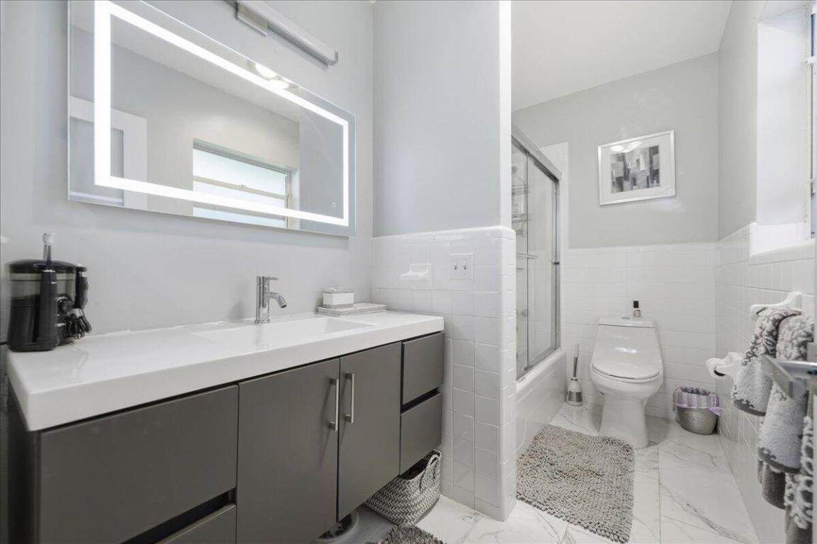 PALM CLUB CO-OP - Residential