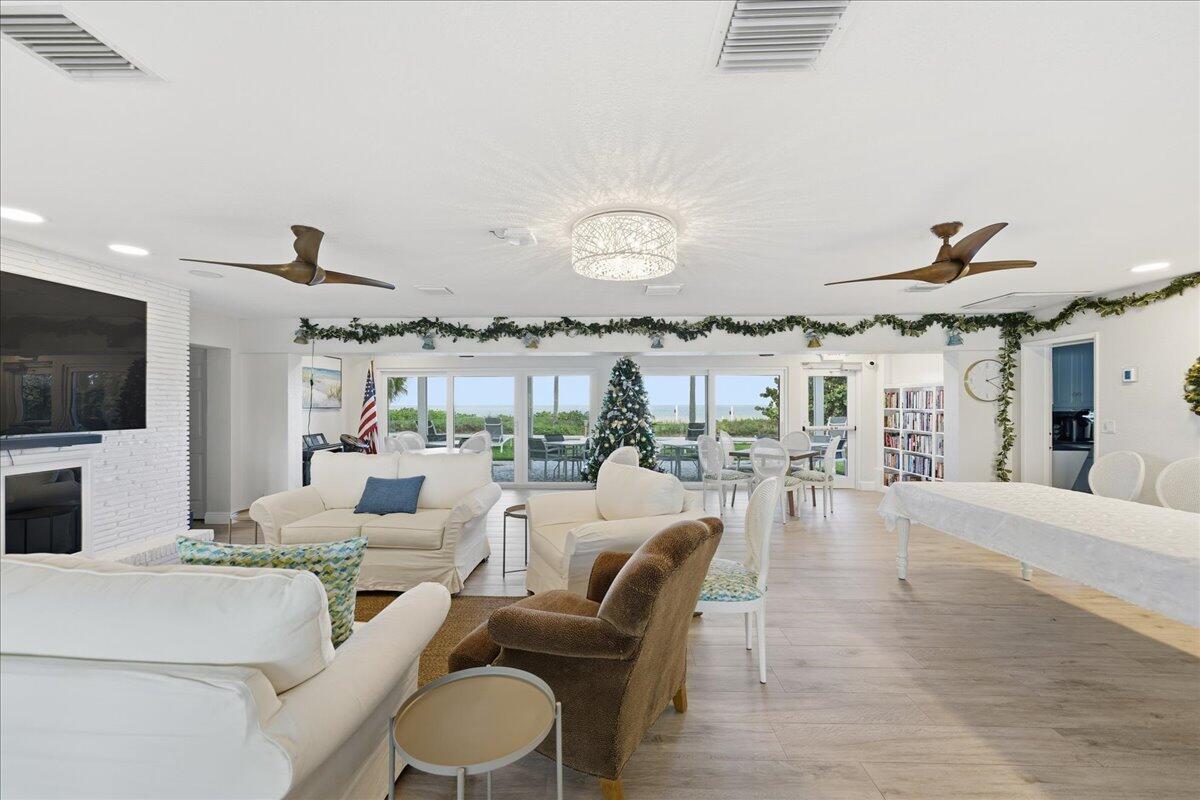 PALM CLUB CO-OP - Residential