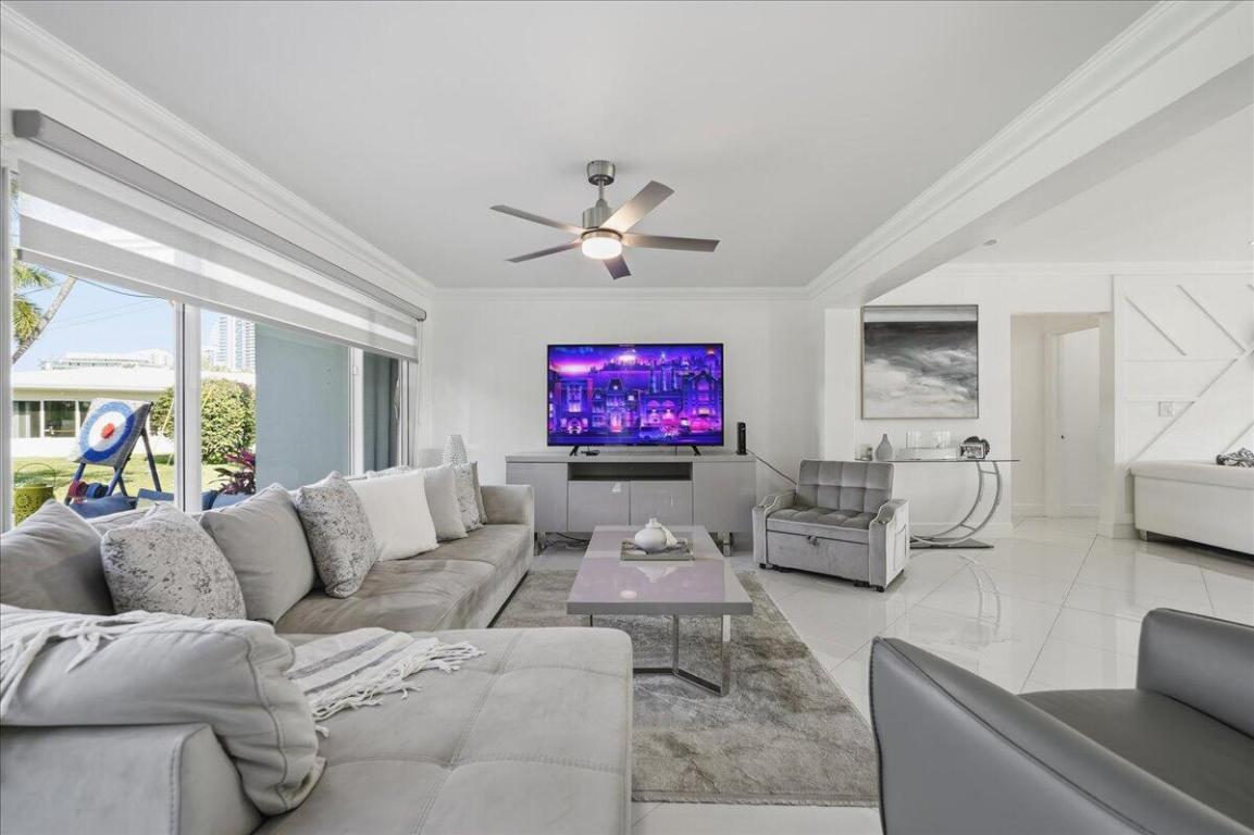 PALM CLUB CO-OP - Residential