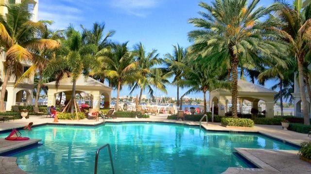 THE MOORINGS - Residential Lease