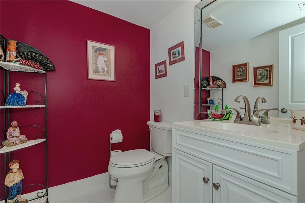 701 Riverside Drive Condo - Residential