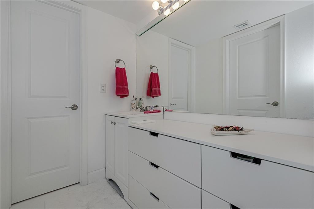 701 Riverside Drive Condo - Residential
