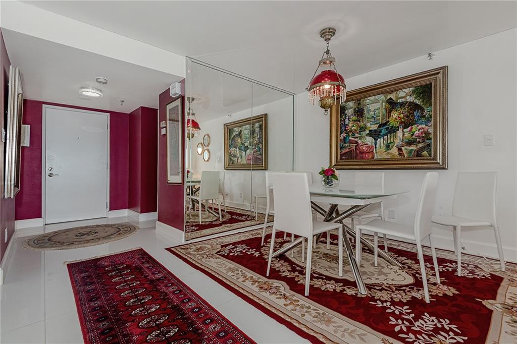 701 Riverside Drive Condo - Residential