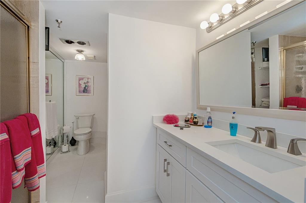 701 Riverside Drive Condo - Residential