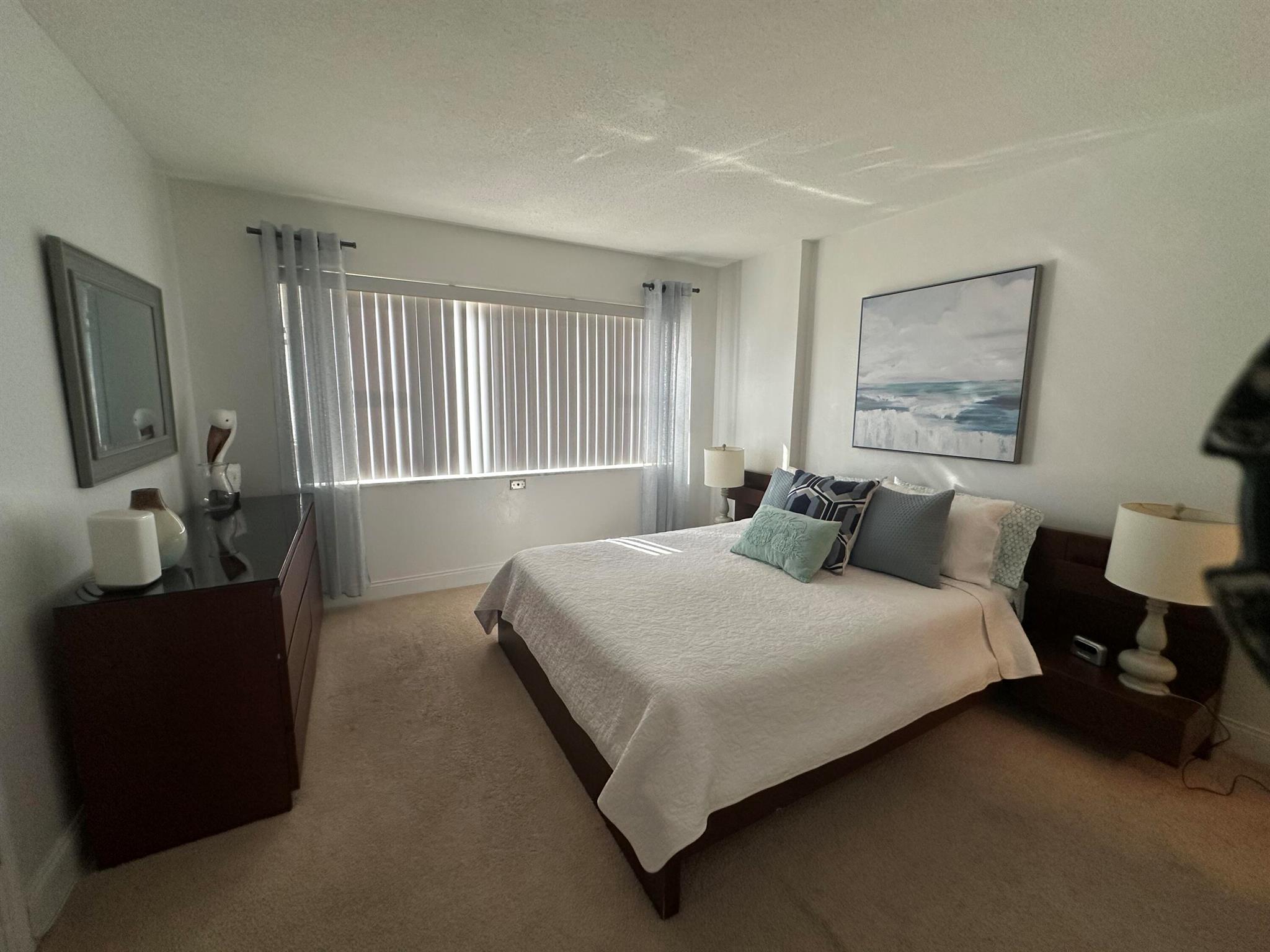 HILLSBORO WINDSOR CONDO - Residential Lease