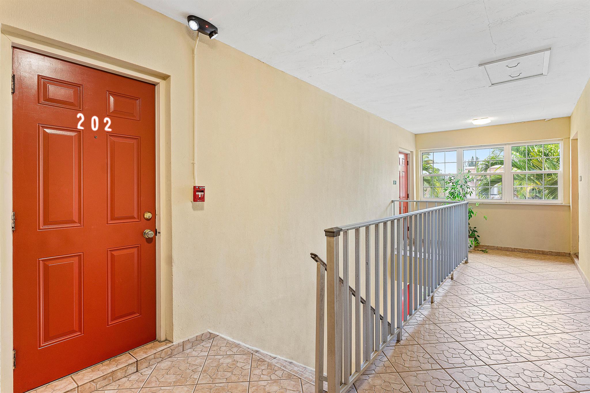 221 SE 9th Avenue 202