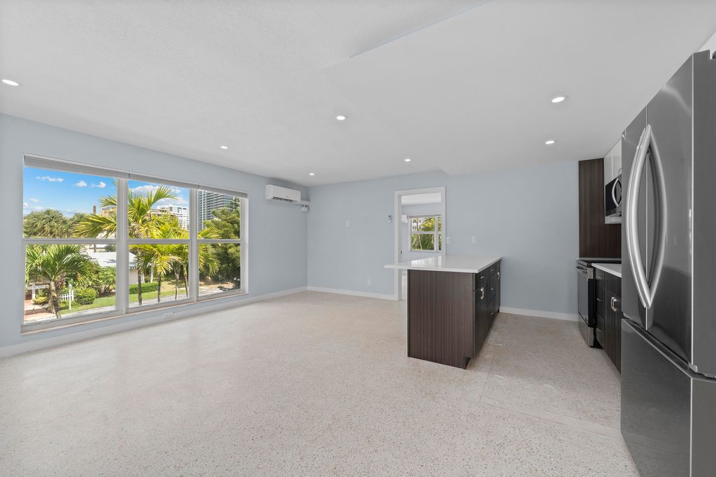 Photo of 3220 NE 7th St #2, Pompano Beach, FL 33062 (MLS # B26006038)