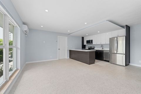 3220 NE 7th 2 Pompano Beach FL 33062