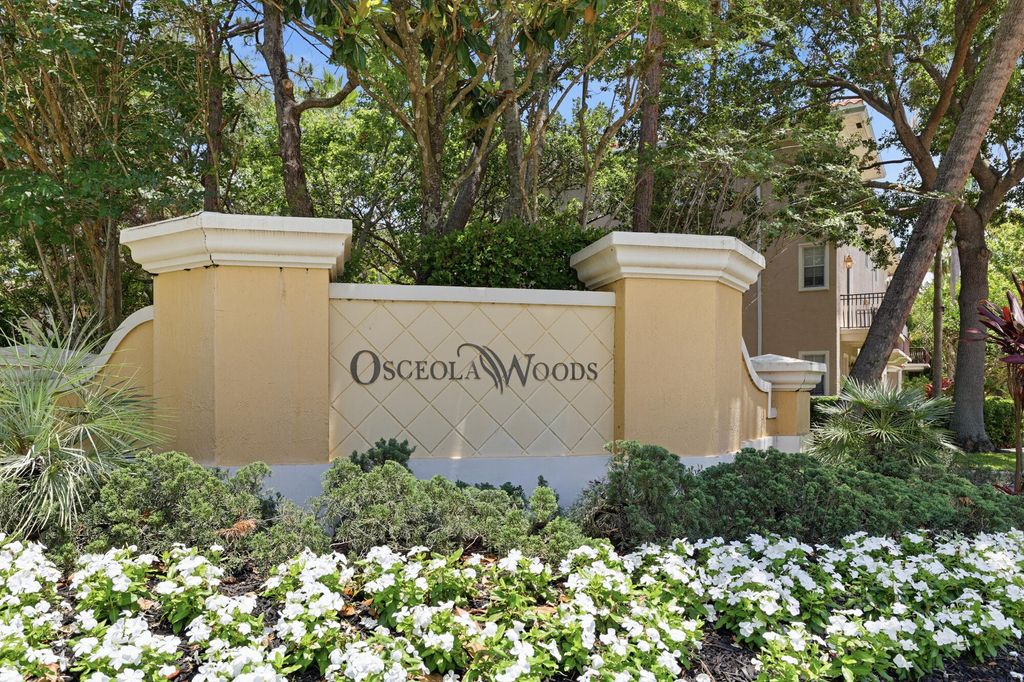 Photo of 135 W Indian Crossing Circle, Jupiter, FL 33458 (MLS # B26028825)
