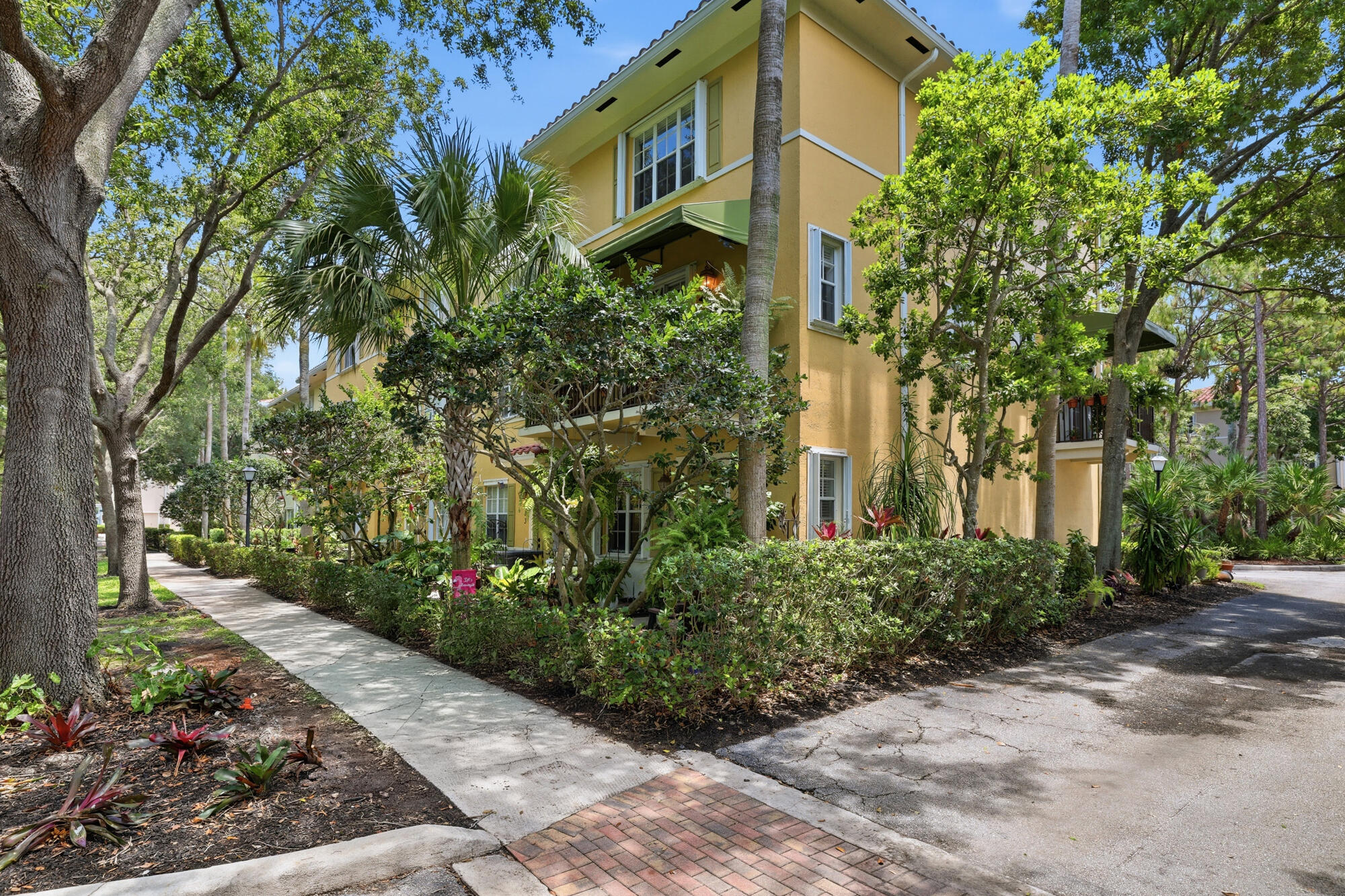 135 W Indian Crossing Circle