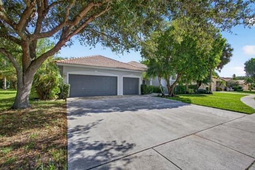 Photo of 4338 Danielson Drive, Lake Worth, FL 33467 (MLS # R11148771)