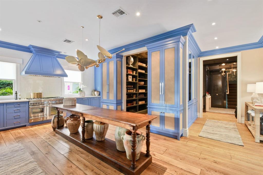 ORCHID LANE - Residential