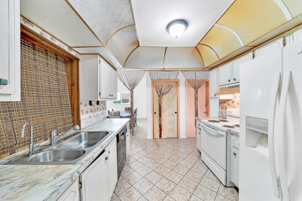 Paradise Gardens Sec 3 72 - Residential