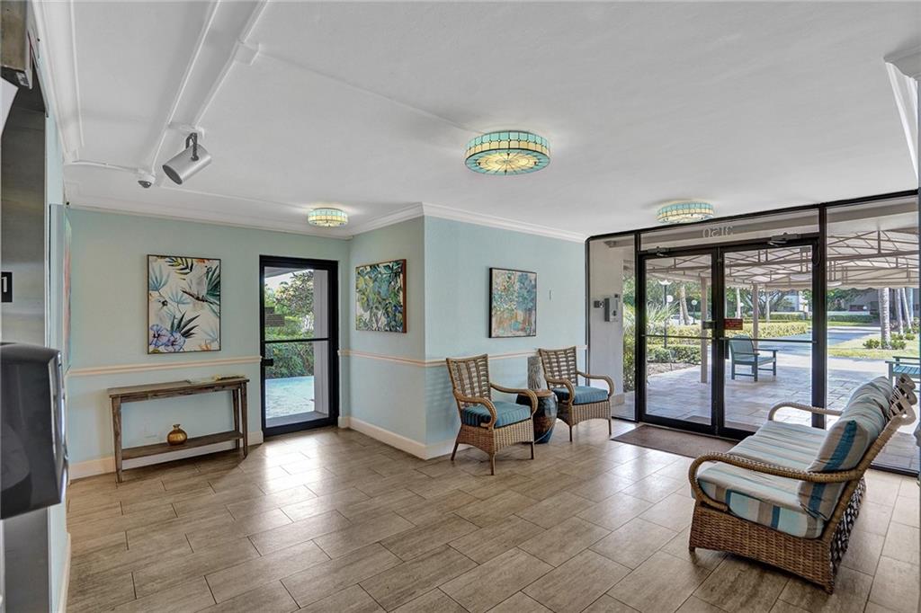 Palm Aire CC Bldg 10 - Residential
