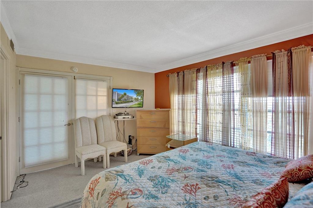 Palm Aire CC Bldg 10 - Residential