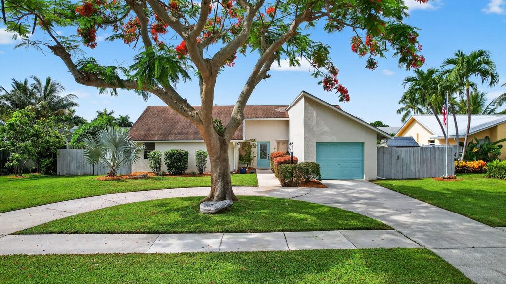 Photo of 1442 Fulmar Drive, Delray Beach, FL 33444 (MLS # R11096091)