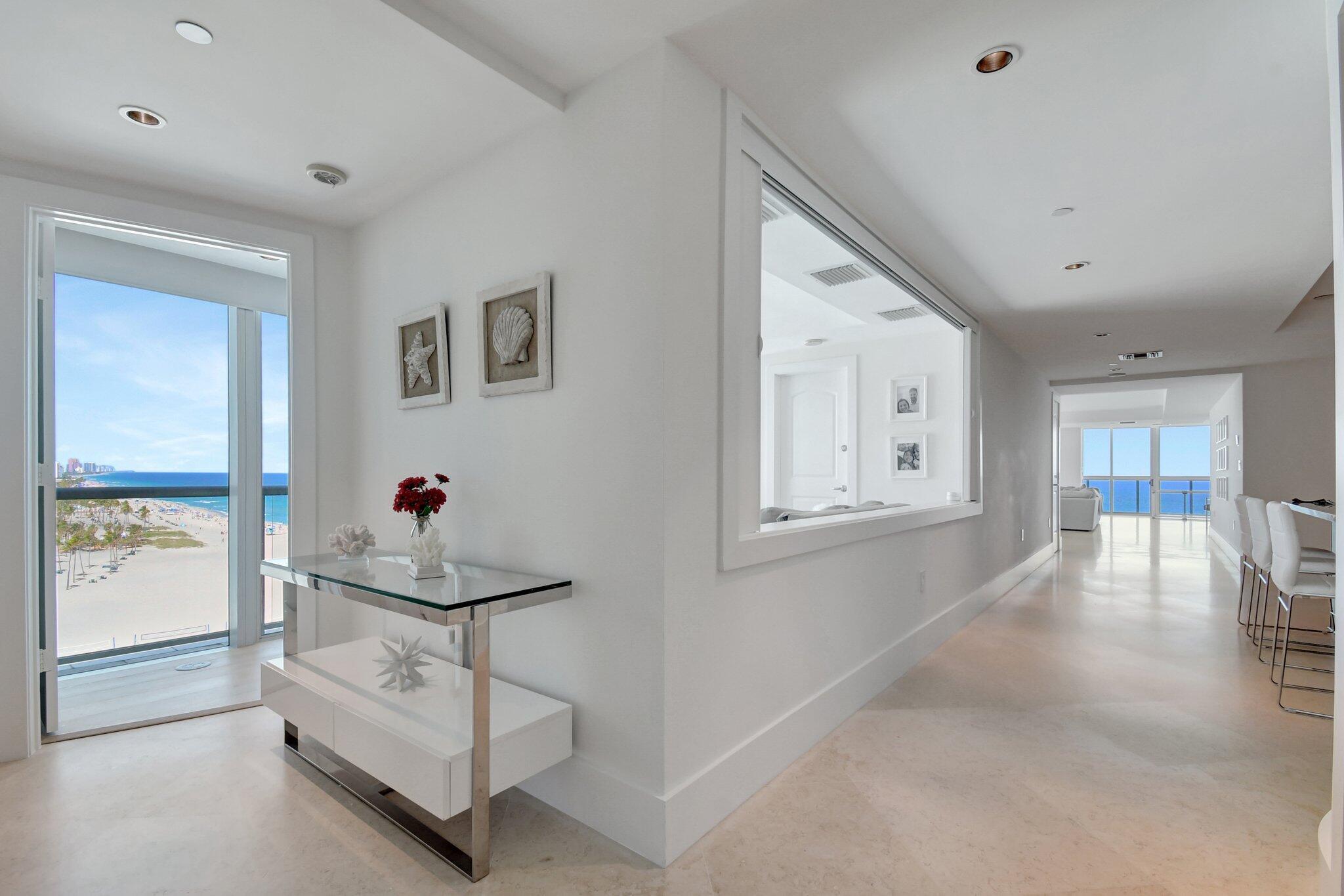 1200 Holiday Drive 1001