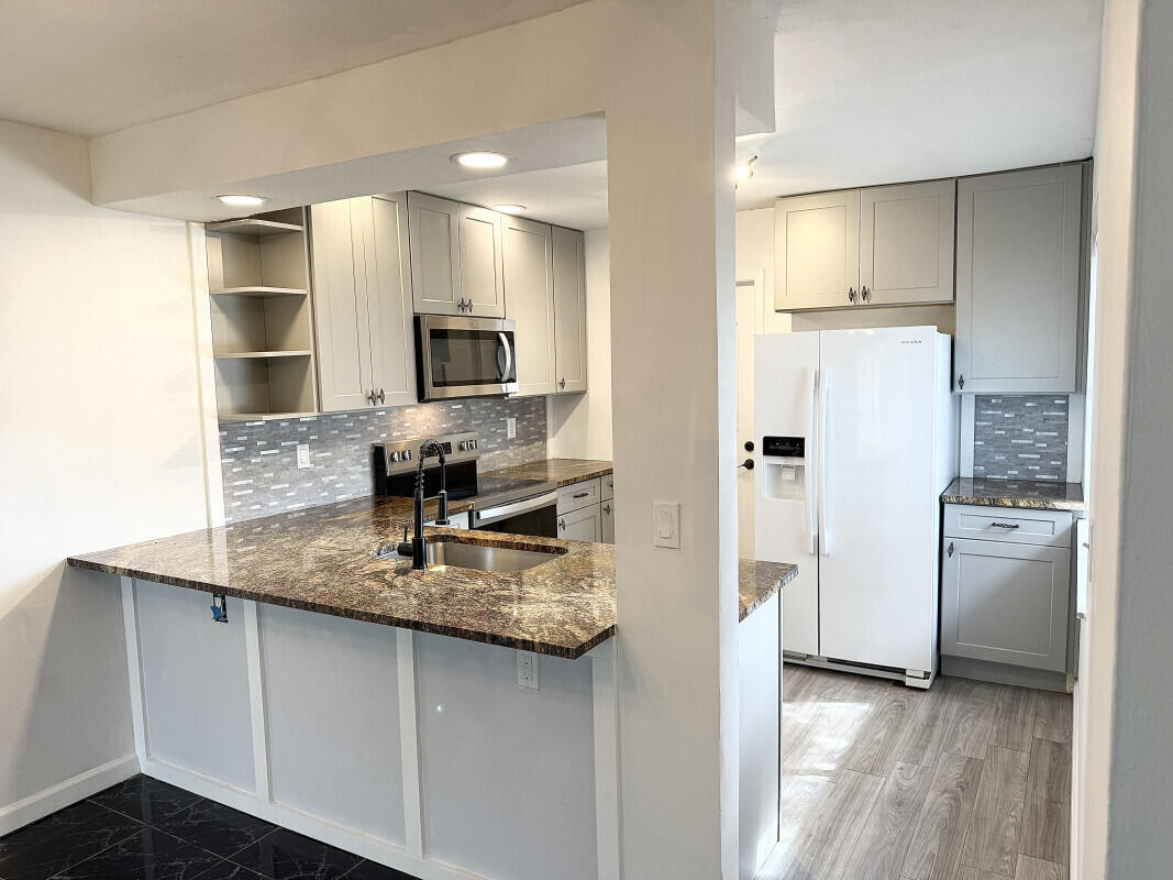 SOUTH PORT ST LUCIE UNIT 15 - Residential