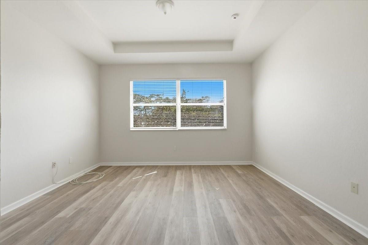 PORTOFINO PALMS - Residential