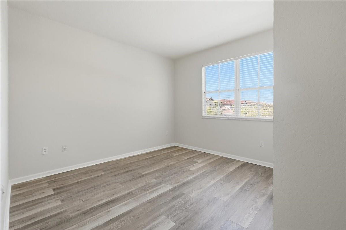 PORTOFINO PALMS - Residential