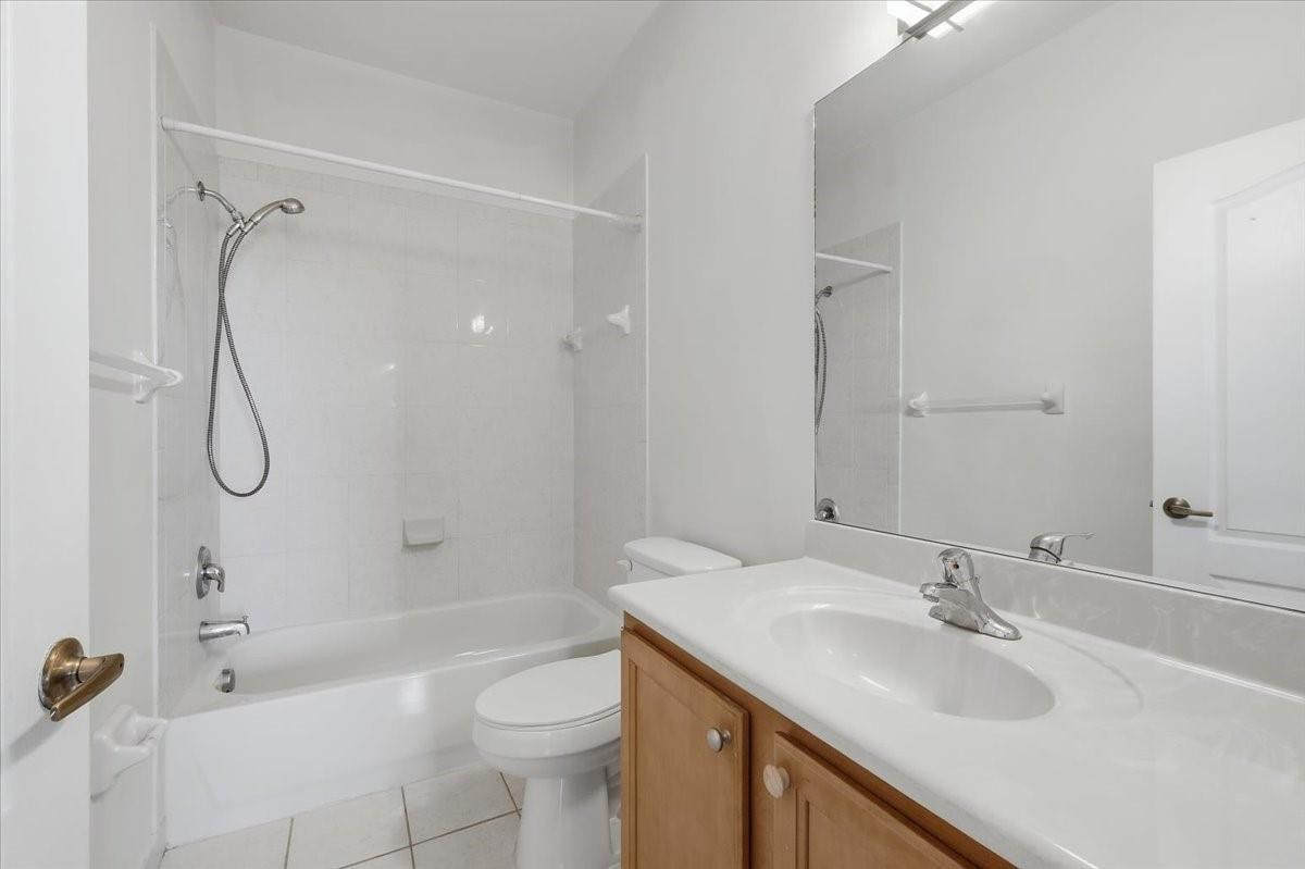 PORTOFINO PALMS - Residential