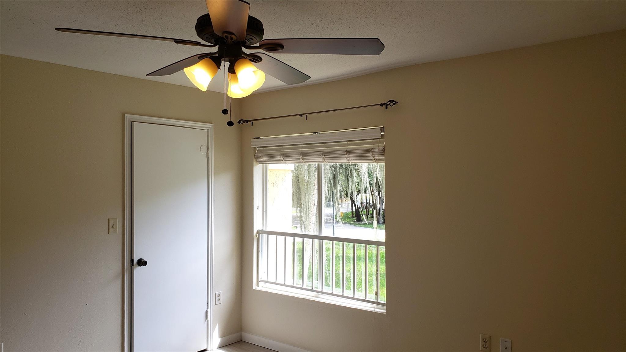 2321 NW 33rd St 207
