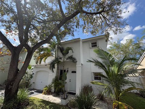 Tiny photo for 843 NW 98th Avenue, Plantation, FL 33324 (MLS # F10554029)
