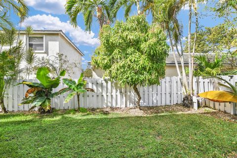 Tiny photo for 843 NW 98th Avenue, Plantation, FL 33324 (MLS # F10554029)