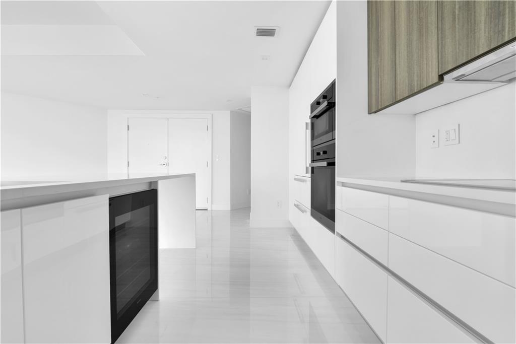 Sabbia Beach Condominium - Residential