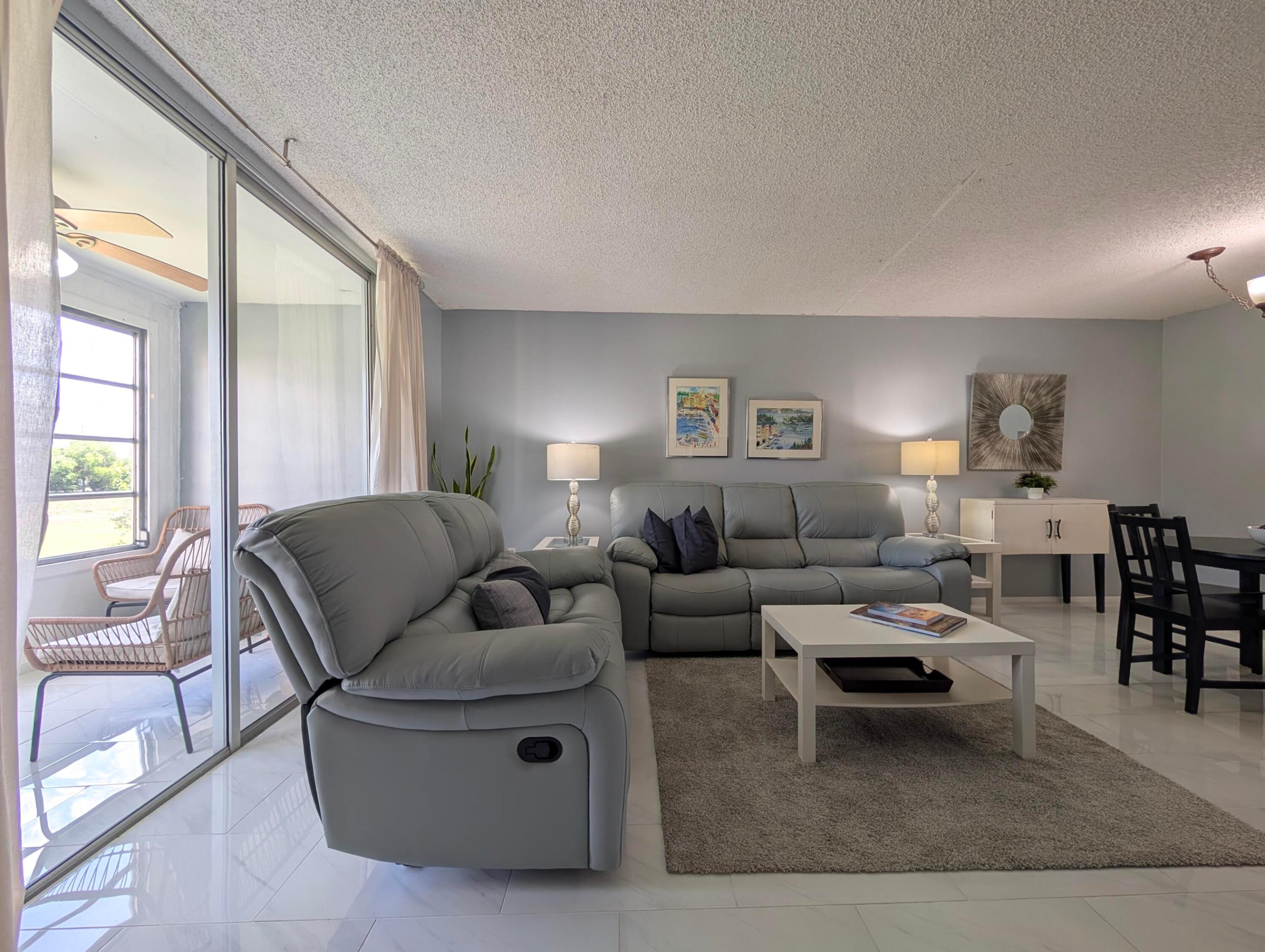 SUNRISE LAKES 32 CONDO - Residential