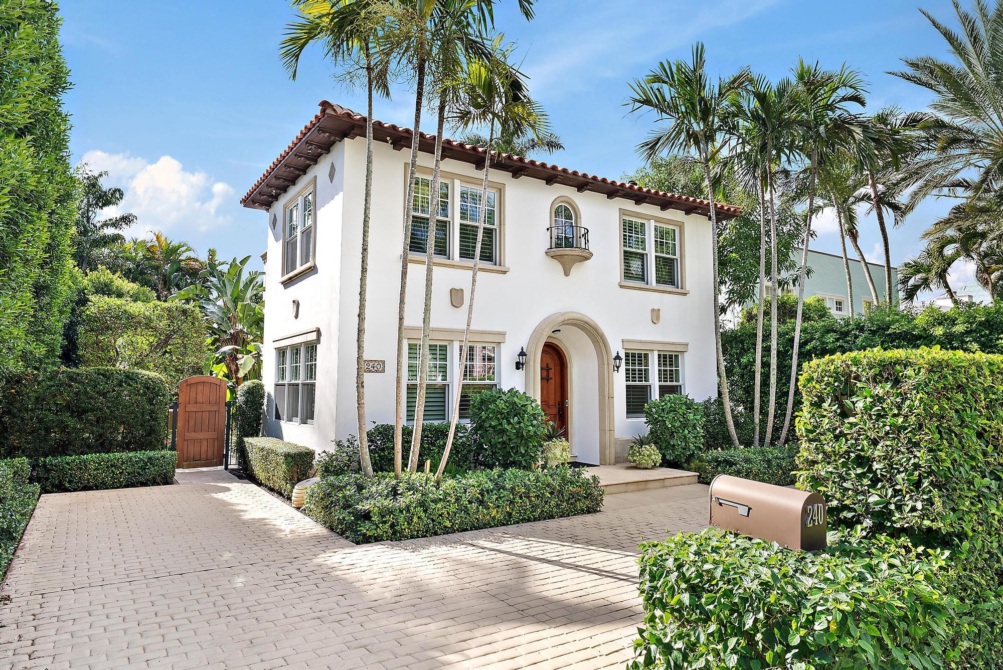 240 Seabreeze Avenue