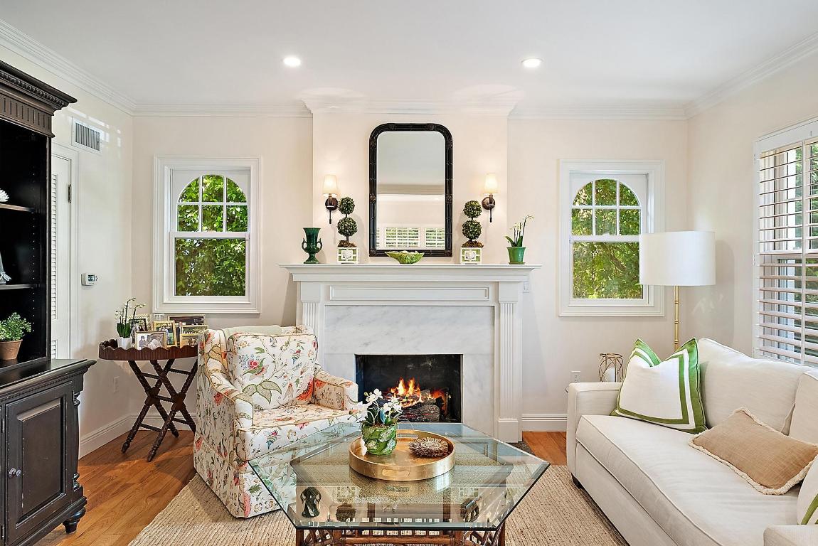 240 Seabreeze Avenue