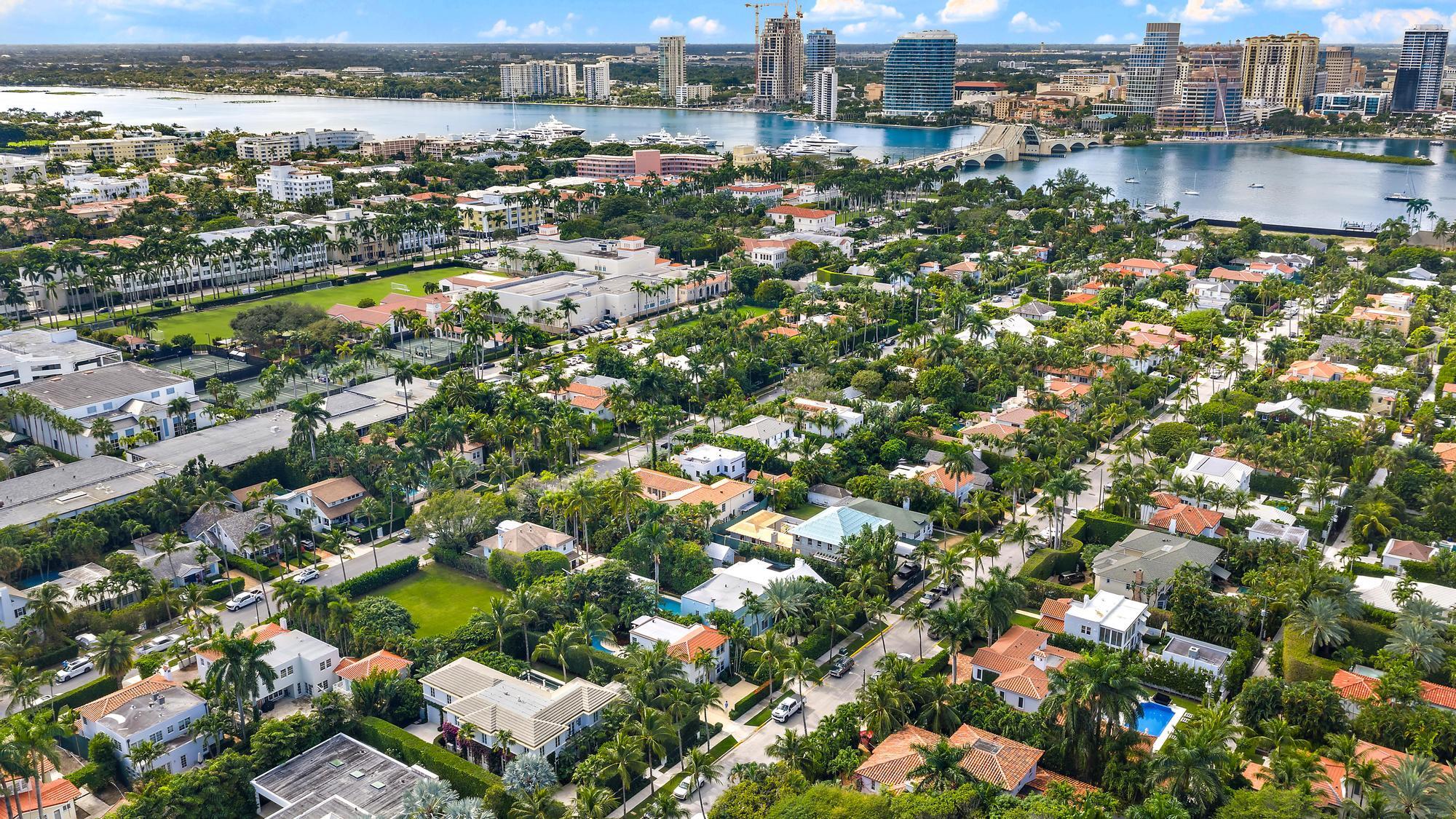 POINCIANA PARK - Residential