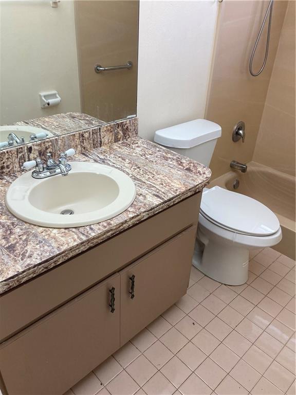 Woodland Greens 88-17 B - Residential