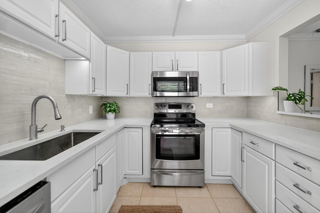 Photo of 3900 County Line Road #11d, Tequesta, FL 33469 (MLS # R11116846)